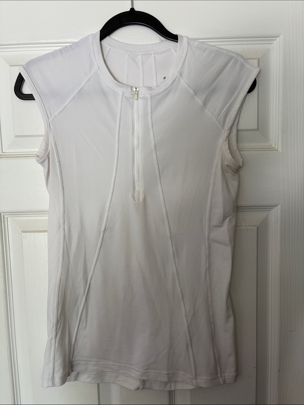 Athleta White Sleeveless Zip Front Tank